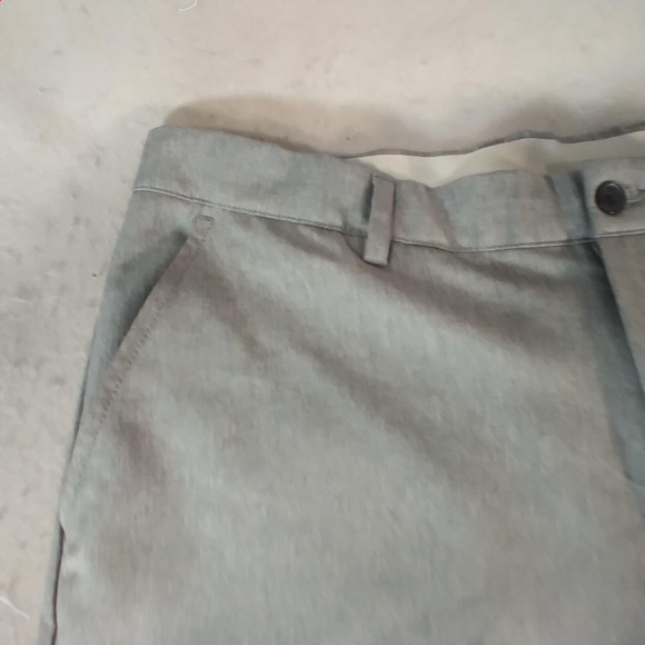 Greg Norman golf shorts men's 36 x 10 gray microfiber Dri-Fit flex stretch - Picture 2 of 11